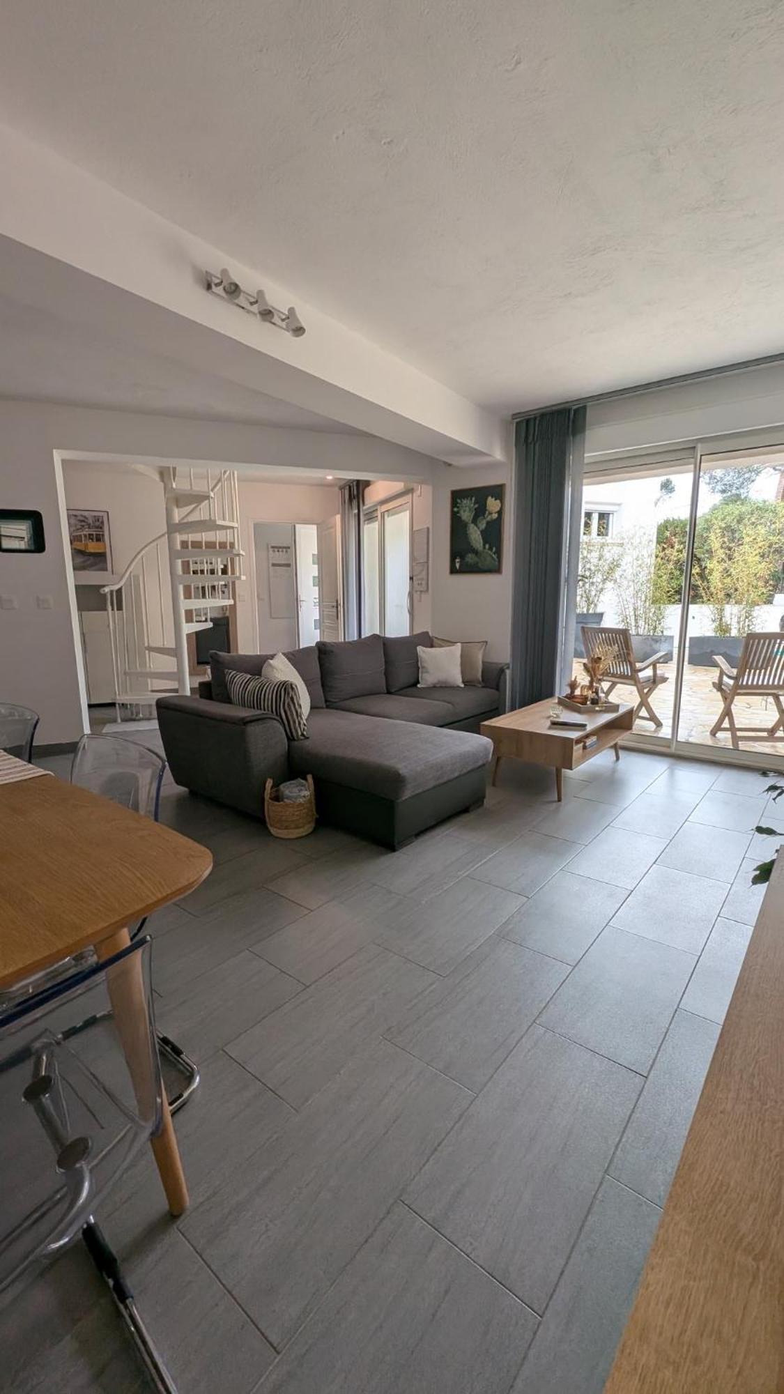 "Les Alizes" Cote Jardin Proche Bord De Mer Saint-Raphael (Var) Exterior foto